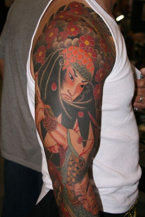 花臂彩色日本武士纹身图案
