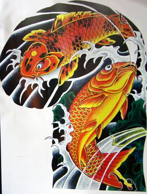 半胛鲤鱼纹身图案：华丽彩色半胛鲤鱼纹身图案