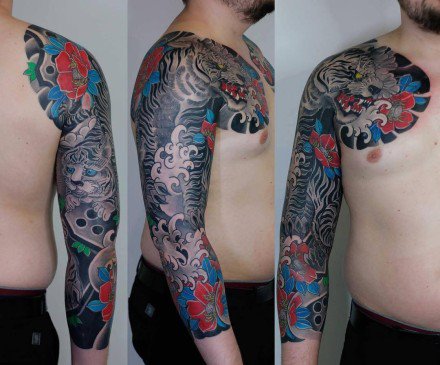 老传统风格的9张花臂纹身作品图