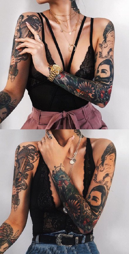 一组纹身大花臂美女的图片欣赏