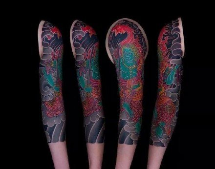 传统花臂：老传统风格的一组花臂纹身作品