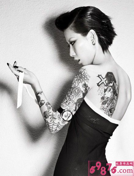 欧美创意黑白花臂纹身