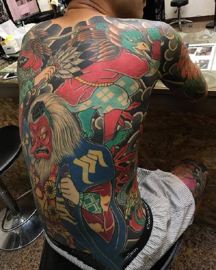 通体纹身：霸气的一组满背和通体大面积纹身作品