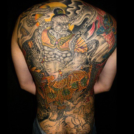 几张传统风的男性大满背纹身图案作品
