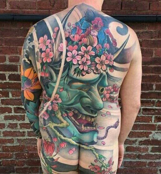 男性满背樱花般若彩绘纹身图案