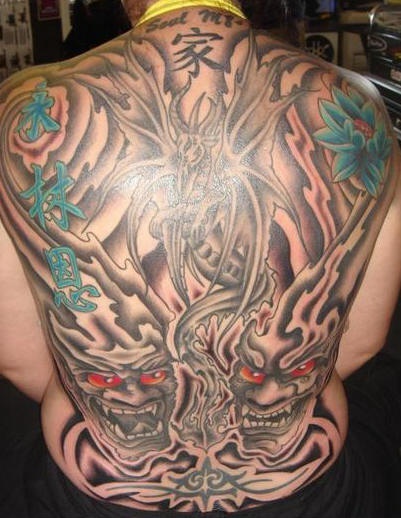 背部亚洲恶魔彩色纹身图案