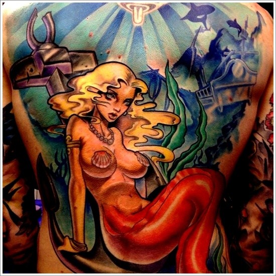背部彩色卡通美人鱼女孩纹身图案