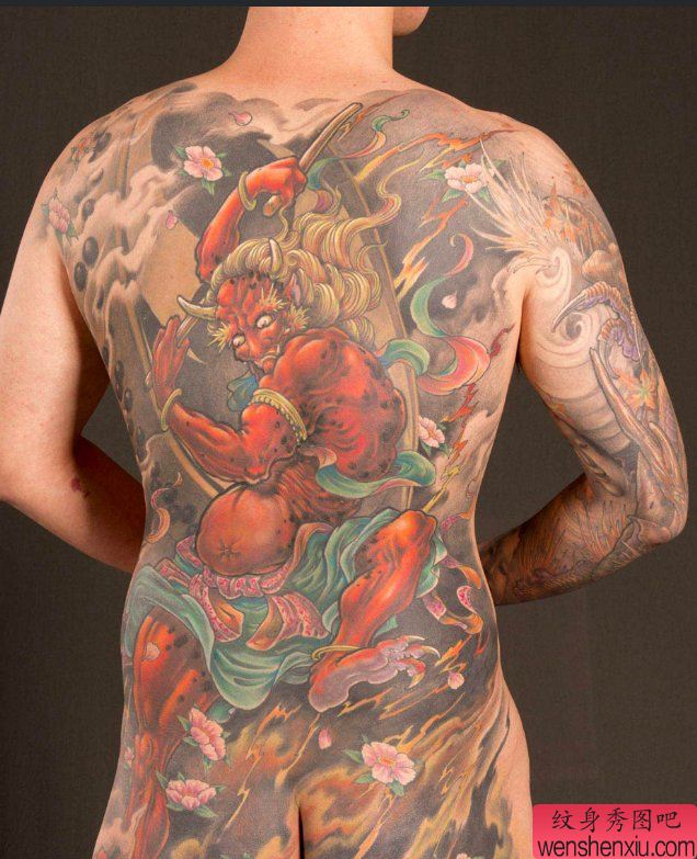 推荐一幅新传统经典满背纹身图案